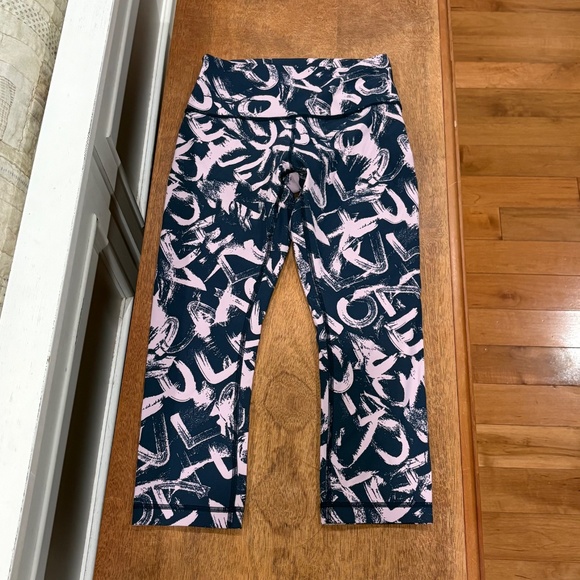 Lululemon Wunder Under Crop (High-Rise) *Full-On Luxtreme 21" Graffiti Pop Antoi - Picture 4 of 9
